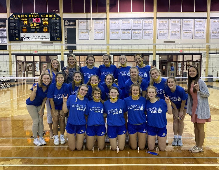Volleyball Defeated Floresville in the Area Playoff 