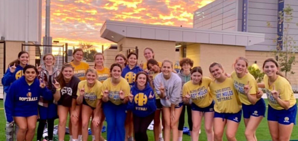 Softball enjoying the new facilities